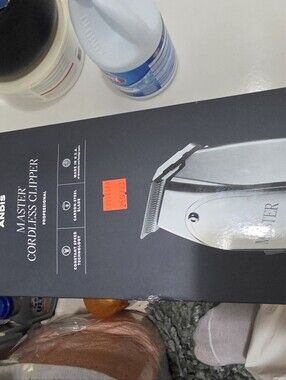 Andis Master Cordless Clipper - Black and Silver